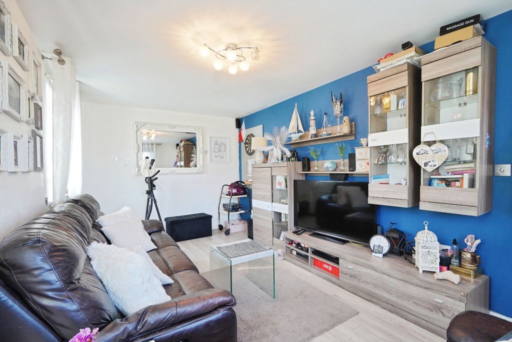 Additional image 5 of 3 bed detached house for saleCascade Close, Burton-On-Trent, Staffordshire DE14