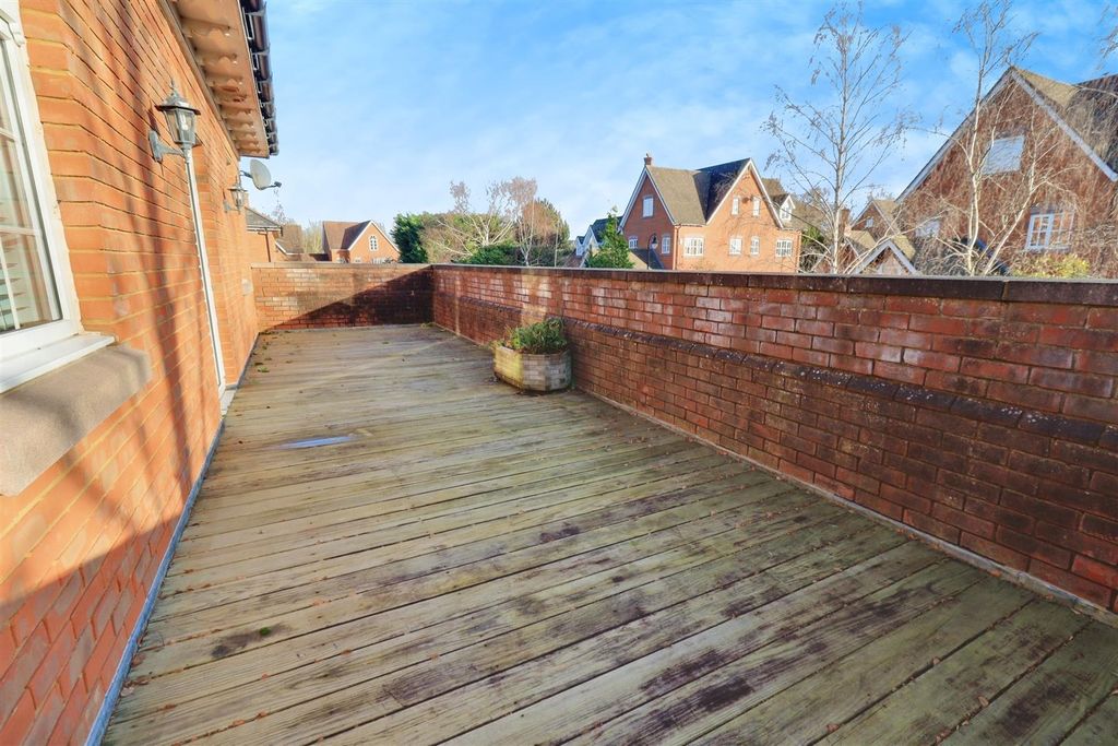 Additional image 36 of 3 bed flat for saleBrackenwood Mews, Weston, Crewe CW2