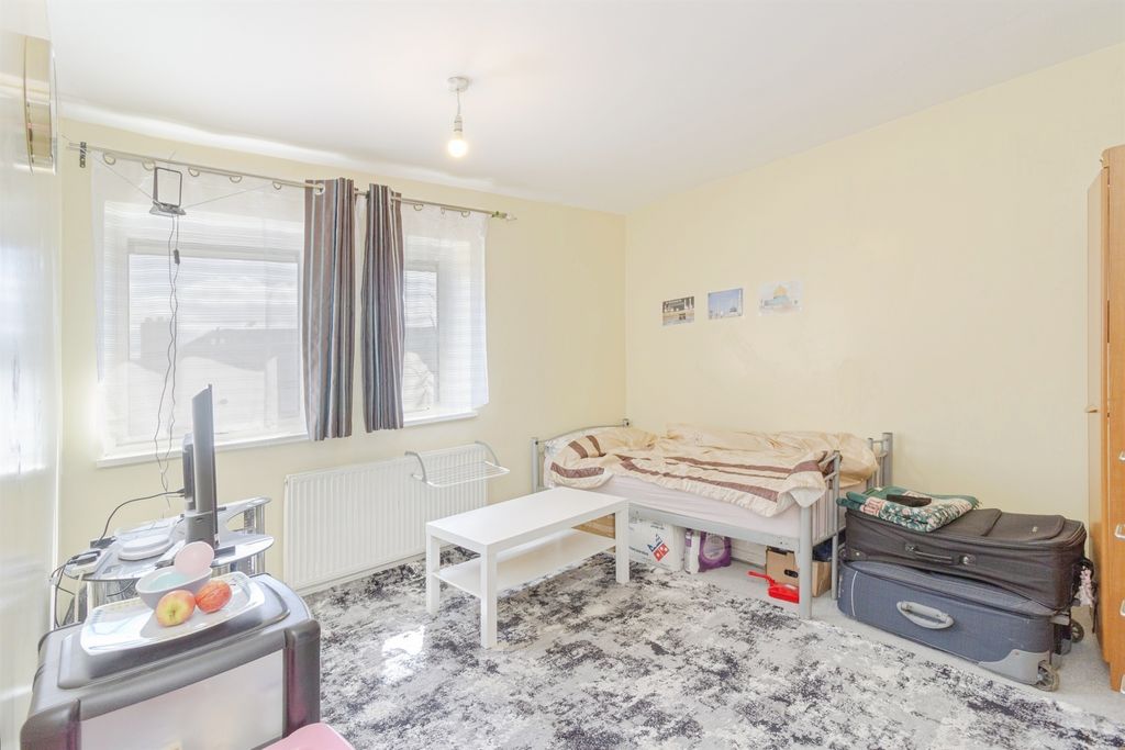 Additional image 2 of 5 bed end terrace house for salePollard Road, Leicester LE3