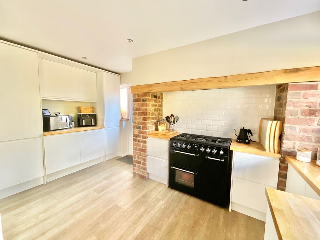 Additional image 3 of 5 bed detached house for saleCavendish Road, Tean ST10