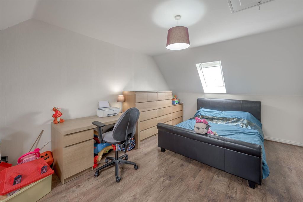 Additional image 27 of 5 bed detached house for saleOaklands, Wombourne WV5