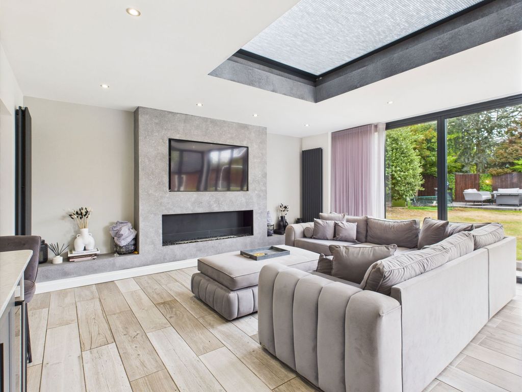 Additional image 8 of 5 bed detached house for saleKingsdown Close, Weston, Crewe CW2
