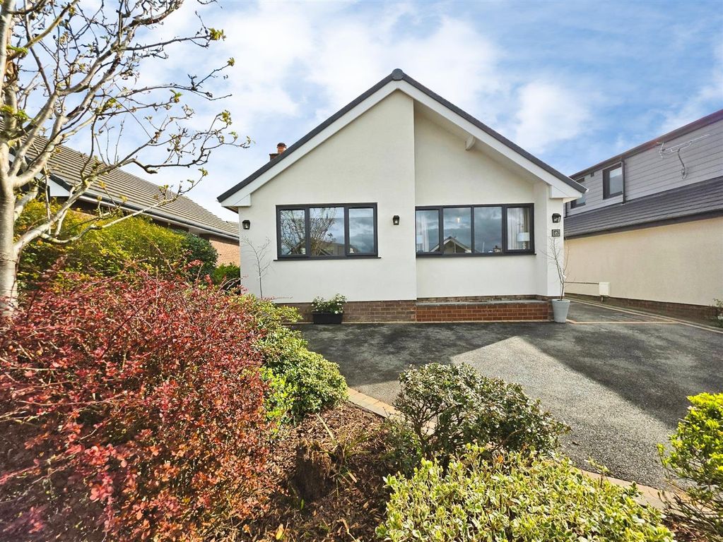3 bed detached bungalow for saleCrossways, Biddulph, Stoke-On-Trent ST8 photo 3