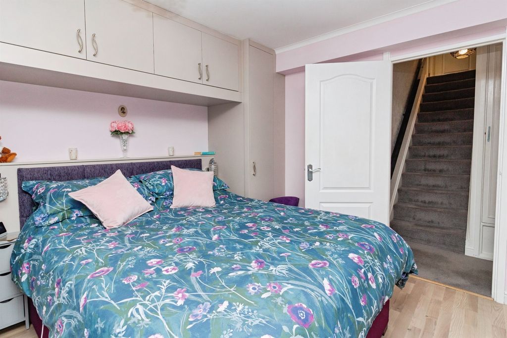 Additional image 8 of 4 bed detached house for saleAmblefield Way, Stafford ST16