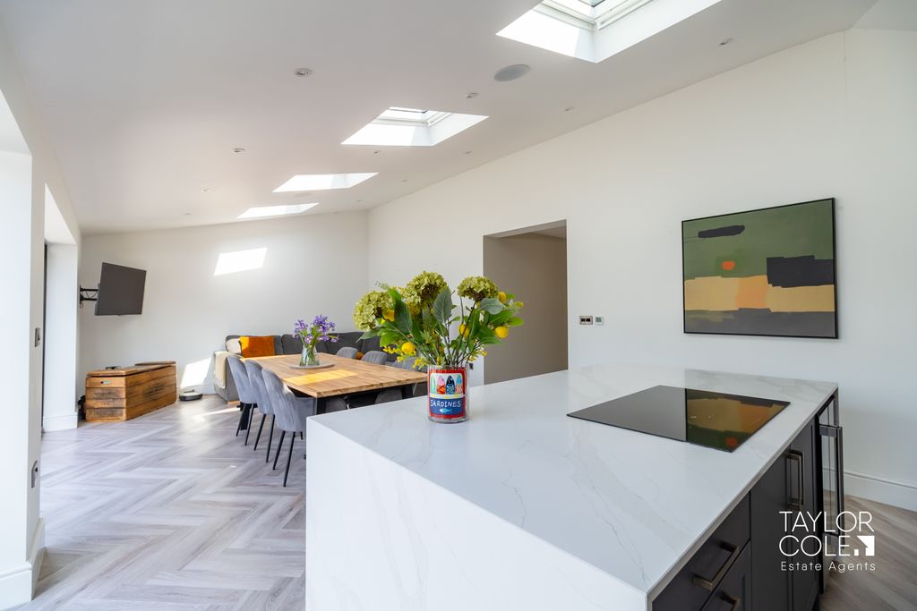 Additional image 10 of 3 bed semi-detached house for saleComberford Road, Tamworth B79