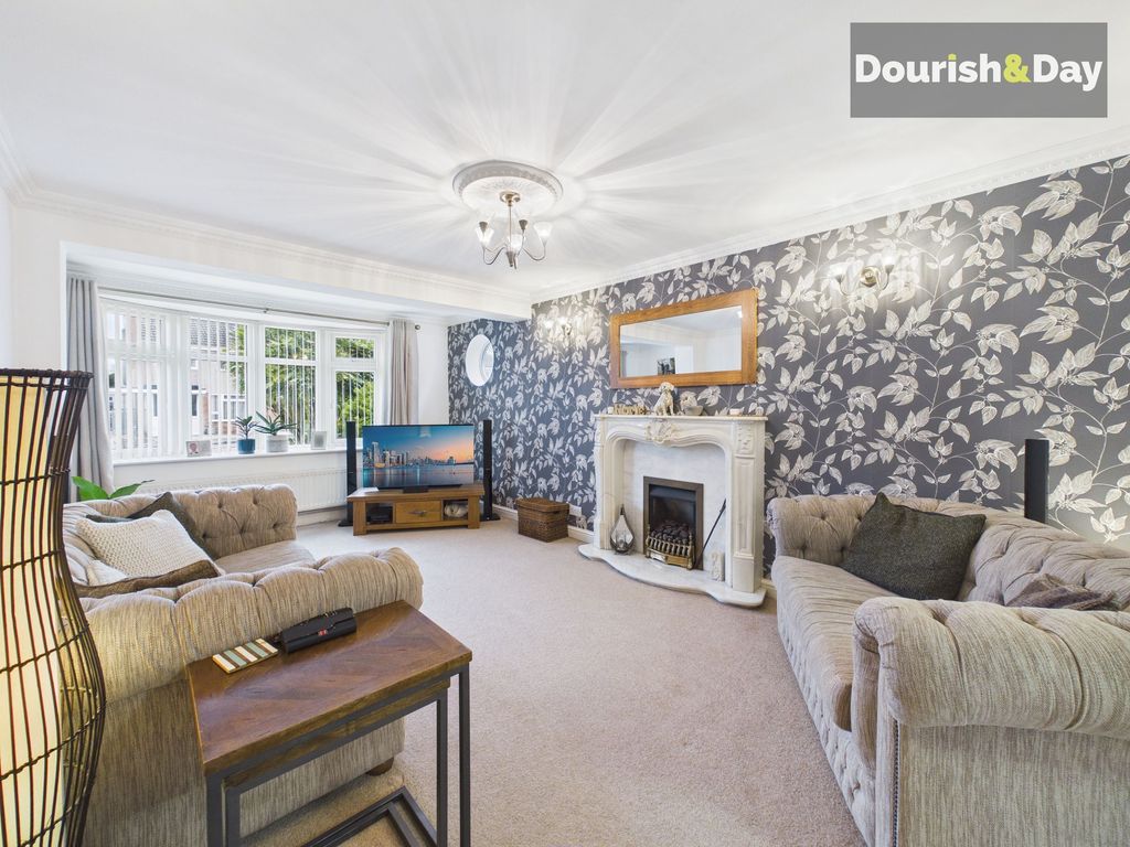 Additional image 2 of 5 bed detached house for saleMendip Avenue, Stafford ST17