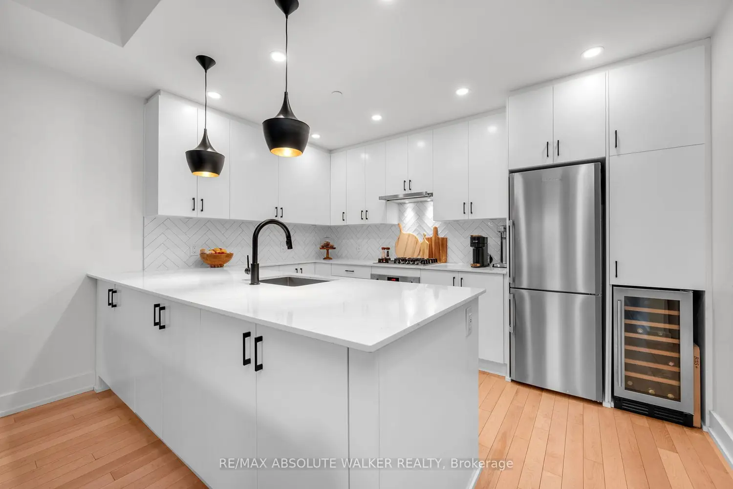 Additional image 2 of 60 Springhurst Avenue 218