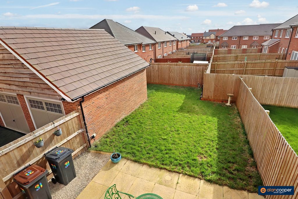 Additional image 20 of 3 bed semi-detached house for saleRoman Avenue, Heritage Fields, Nuneaton CV11