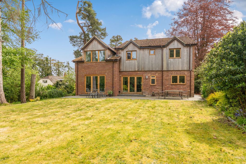 Additional image 4 of 5 bed detached house for saleAlderbury, Salisbury SP5