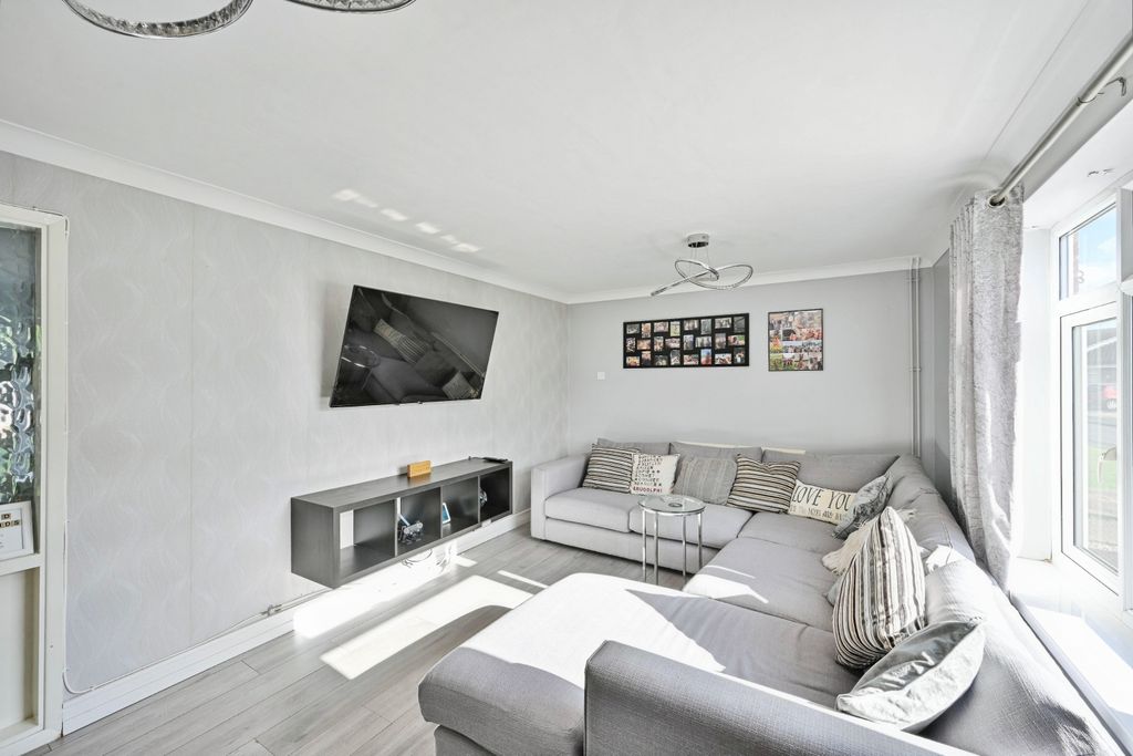 Additional image 3 of 3 bed semi-detached house for saleRavenswood Crest, Stafford ST17