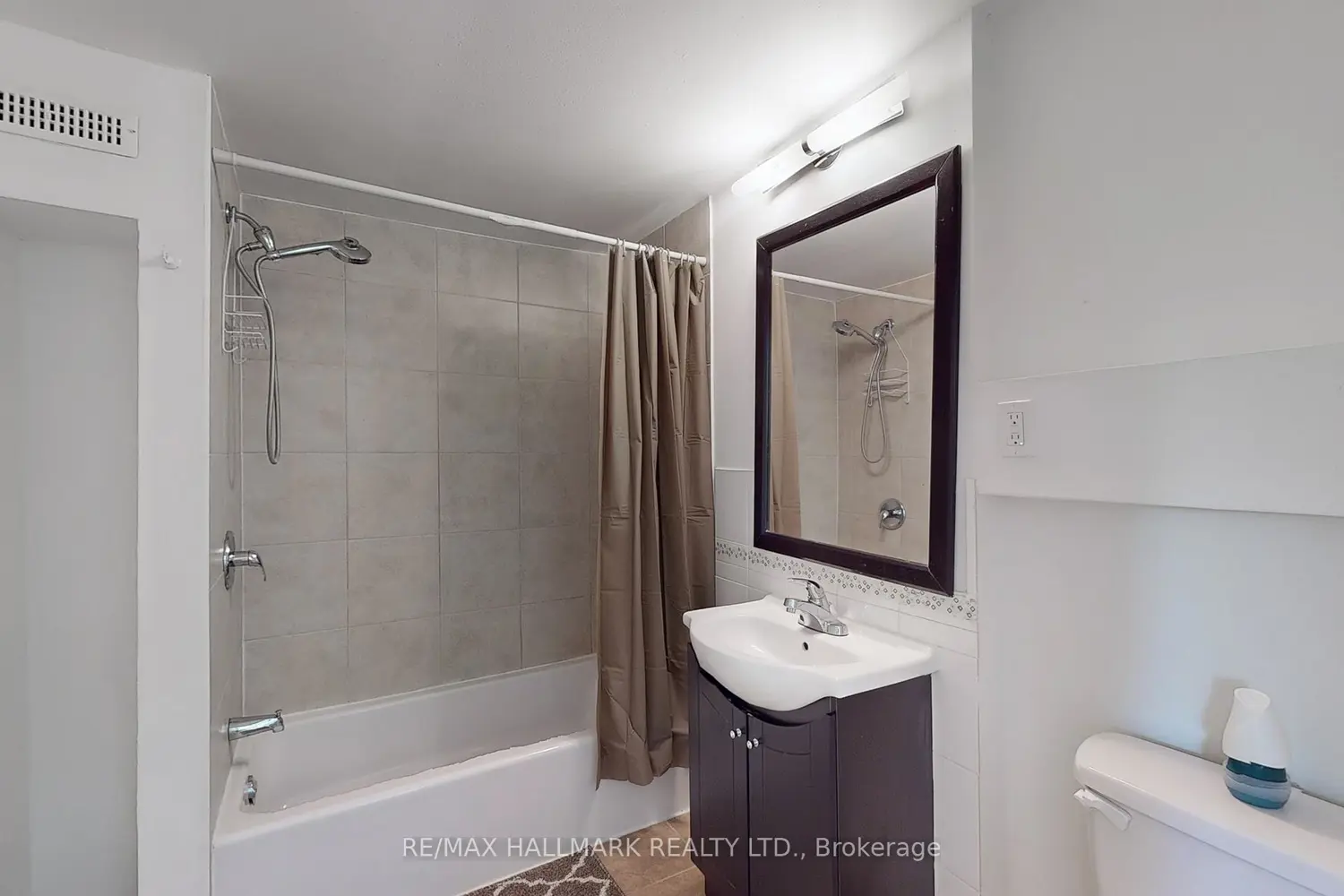 Additional image 19 of 178 Barrie Street