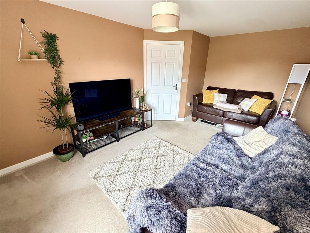 Additional image 2 of 3 bed detached house for saleCaesar Drive, Off Higham Lane, Nuneaton CV11