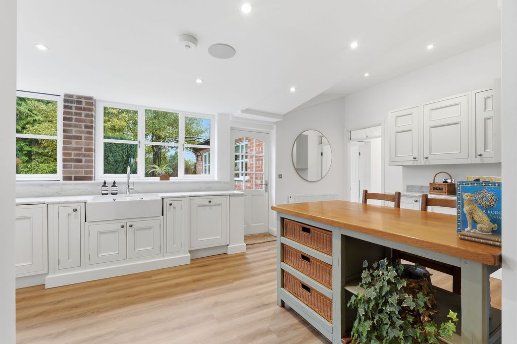 Additional image 5 of 5 bed link detached house for saleMain Street, Newbold Verdon LE9