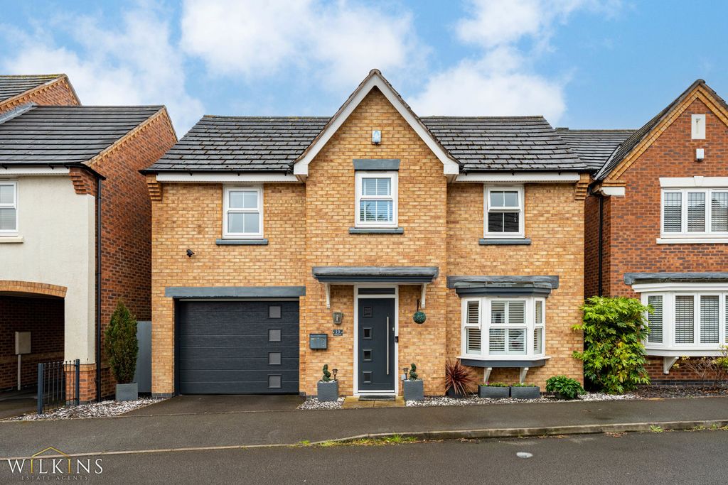 Additional image 23 of 4 bed detached house for saleField Close, Kettlebrook, Tamworth, Staffordshire B77