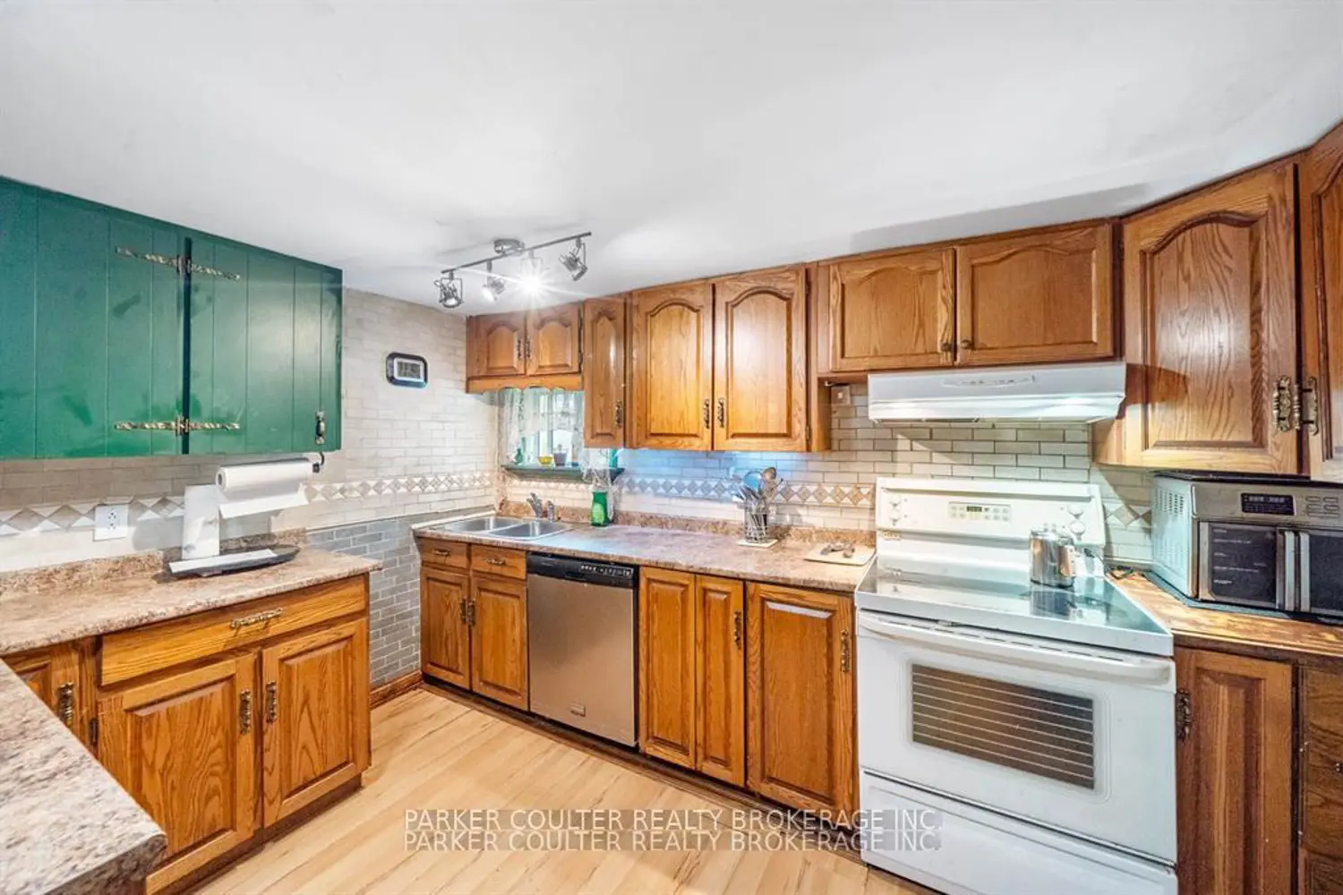 Additional image 7 of 1291 Muskoka Rd 118
