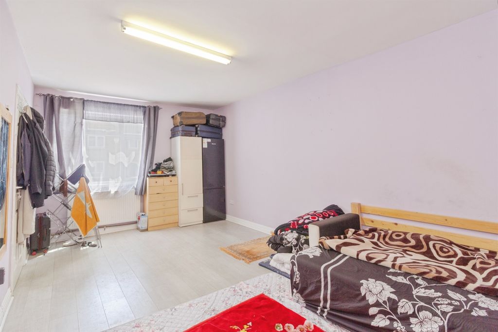 Additional image 8 of 5 bed end terrace house for salePollard Road, Leicester LE3