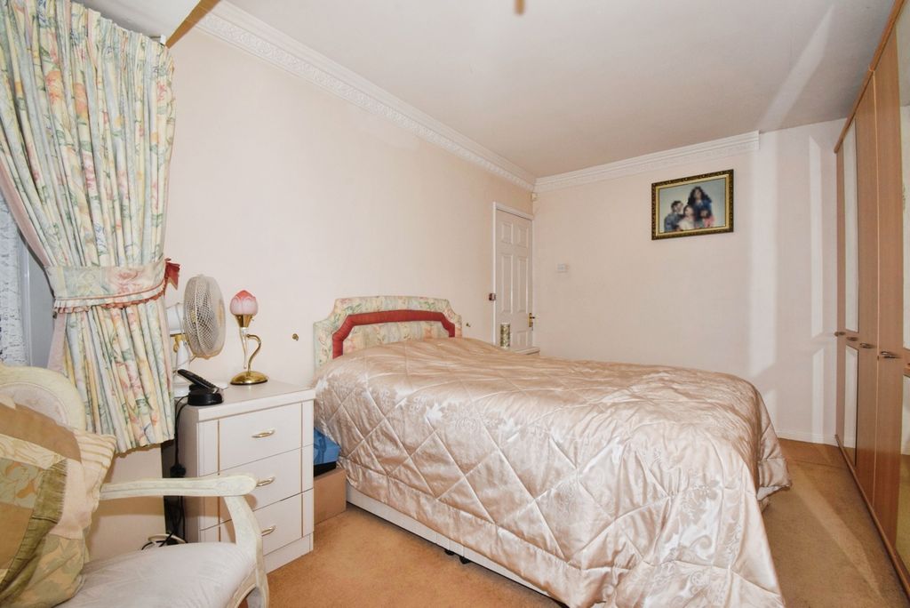 Additional image 12 of 3 bed semi-detached house for saleDenegate Avenue, Birstall, Leicester, Leicestershire LE4