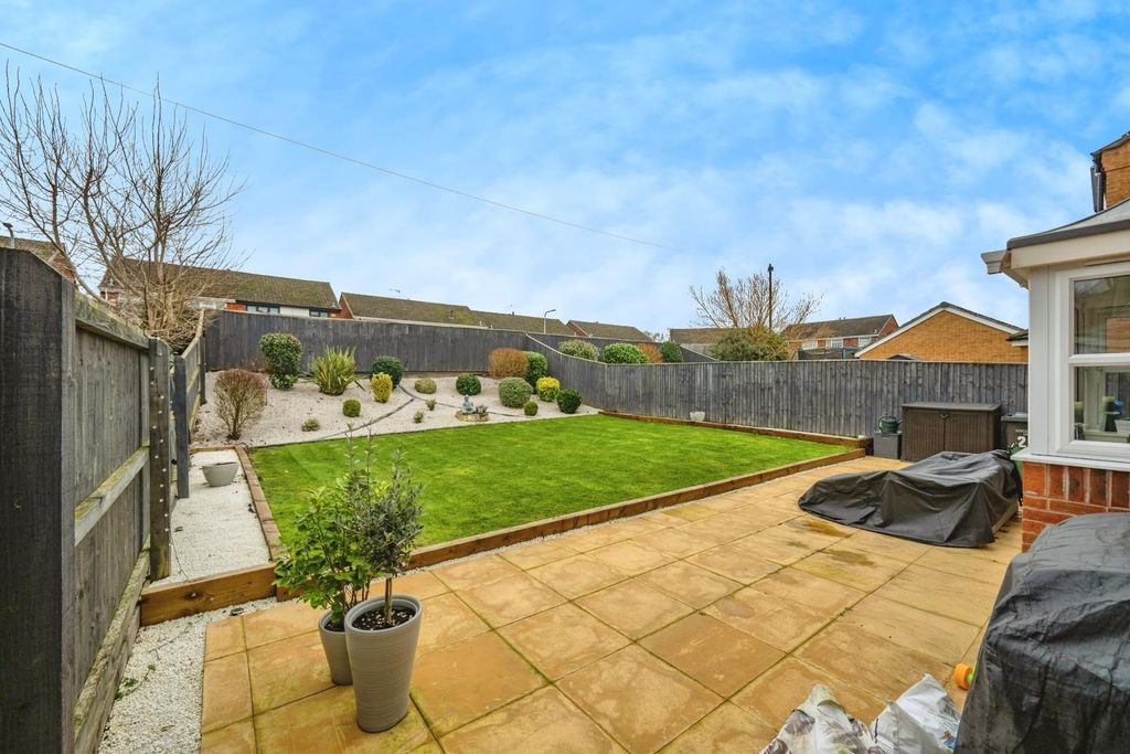 Additional image 25 of 4 bed detached house for saleCroft Close, Two Gates, Tamworth B77