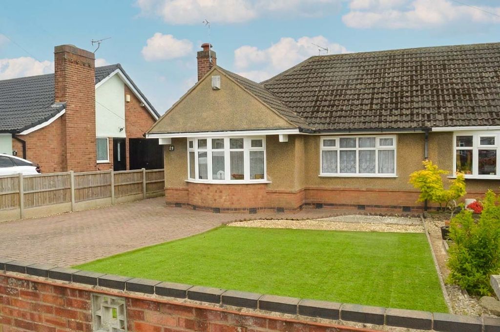 Additional image 13 of 2 bed semi-detached bungalow for saleDorset Avenue, South Wigston, Leicester LE18