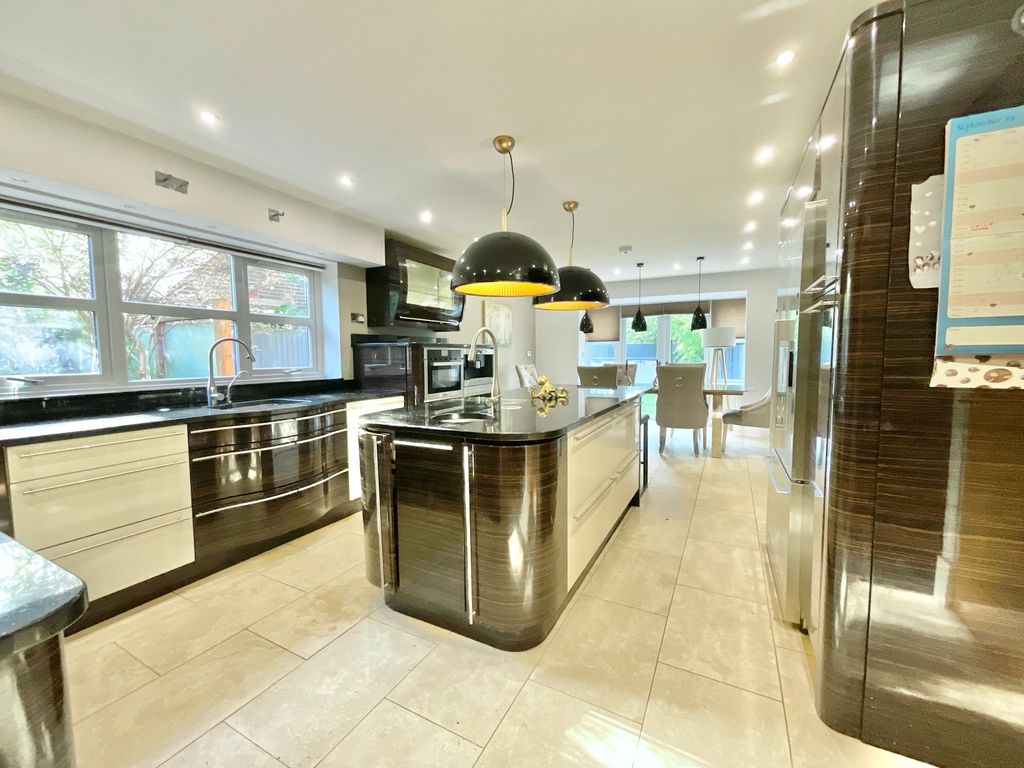 Additional image 2 of 5 bed detached house for saleNewcastle Road, Whitmore ST5