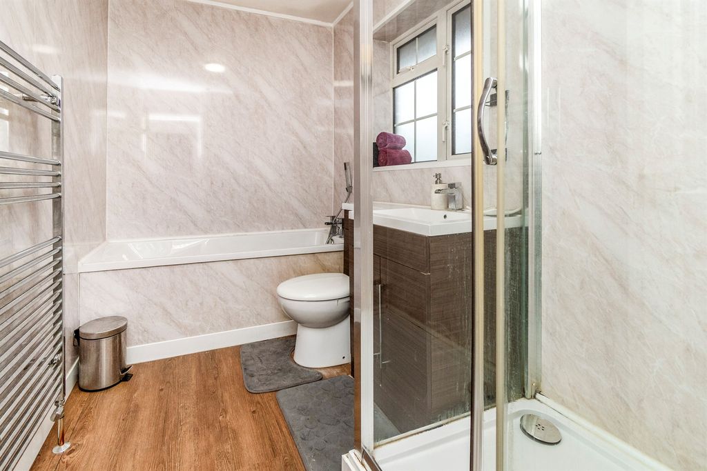 Additional image 14 of 3 bed detached house for saleYork Avenue, Finchfield, Wolverhampton WV3