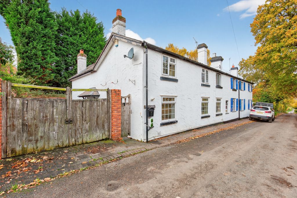 3 bed semi-detached house for saleSparrows End Lane, Stafford ST19