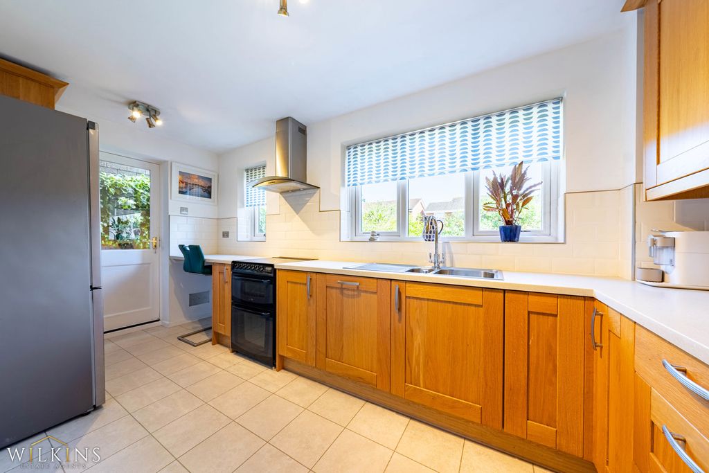 Additional image 8 of 4 bed detached house for saleDevonshire Drive, Tamworth, Staffordshire B78