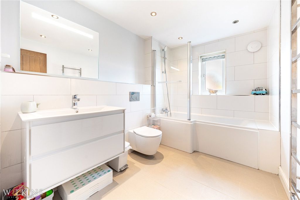 Additional image 28 of 5 bed detached house for saleShannon, Tamworth, Staffordshire B77