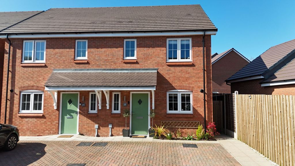 3 bed semi-detached house for saleBrough Grove, Cheadle ST10