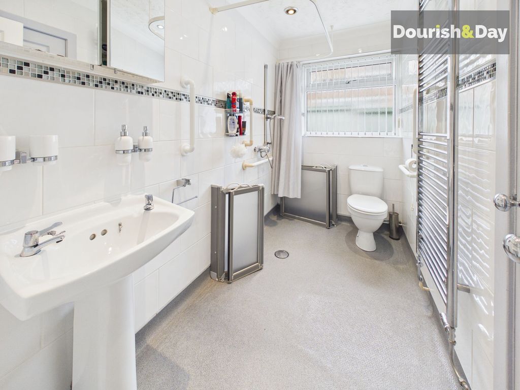 Additional image 16 of 2 bed detached bungalow for saleClevedon Avenue, Stafford ST17