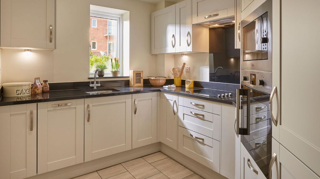 Additional image 5 of 1 bed property for saleRadford House, Weirfield Road, St Leonard's, Exeter EX2