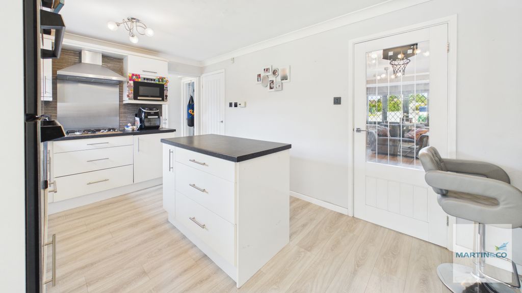Additional image 8 of 4 bed detached house for saleSudeley, Dosthill, Tamworth B77