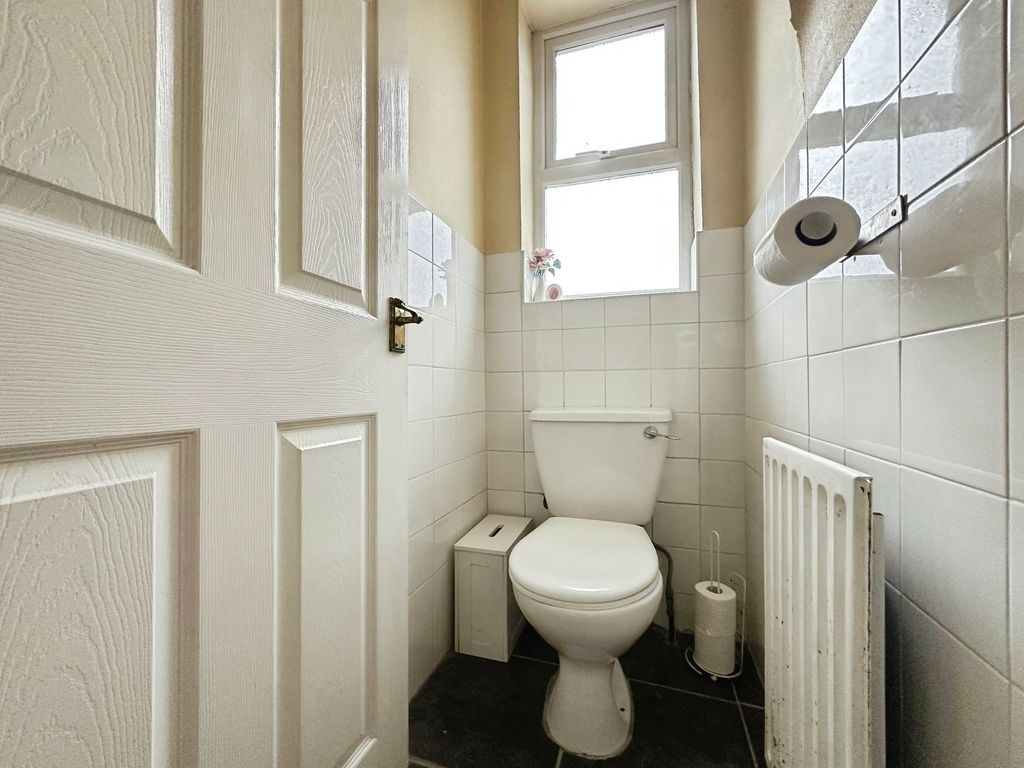 Additional image 19 of 4 bed end terrace house for saleBroad Lane, Finchfield, Wolverhampton WV3
