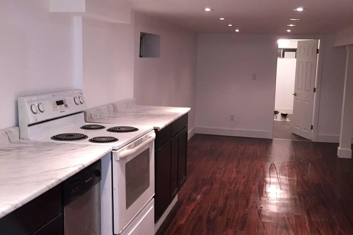 Additional image 14 of 360A Lawrence Avenue