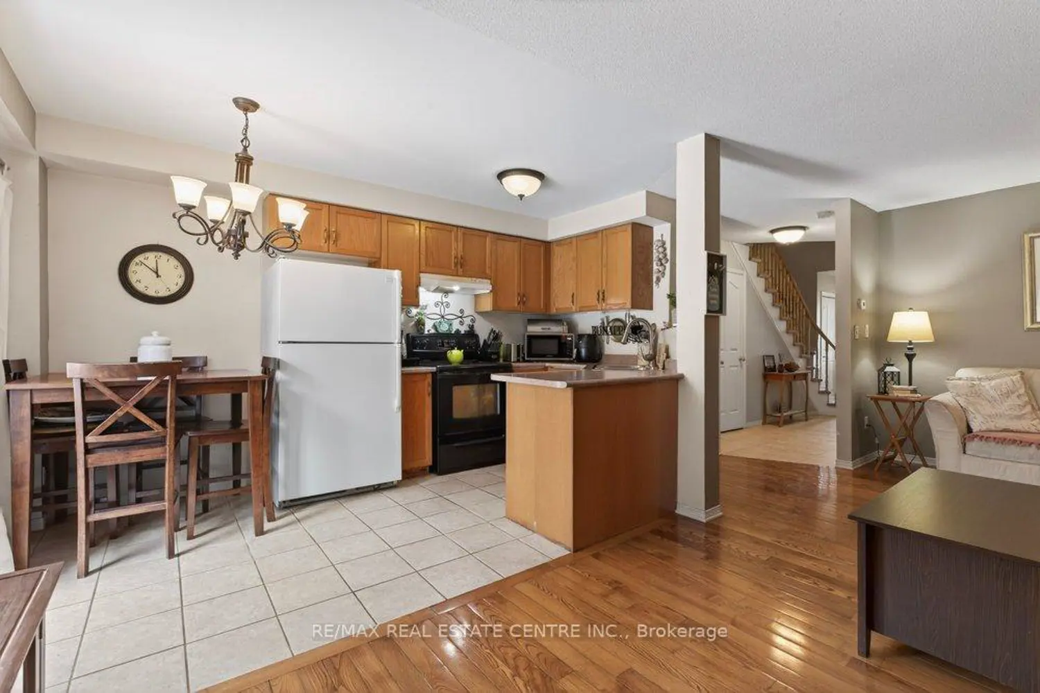 Additional image 3 of 10 Cadham Boulevard 29