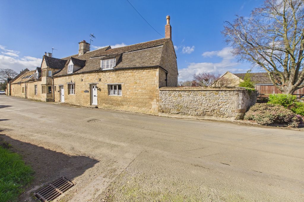 Additional image 35 of 3 bed cottage for saleMain Street, Belmesthorpe, Stamford, Lincolnshire PE9