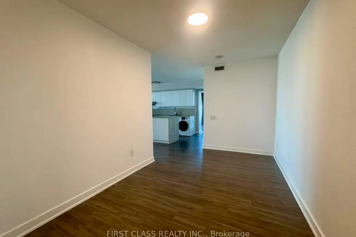 33 Singer Court 1511