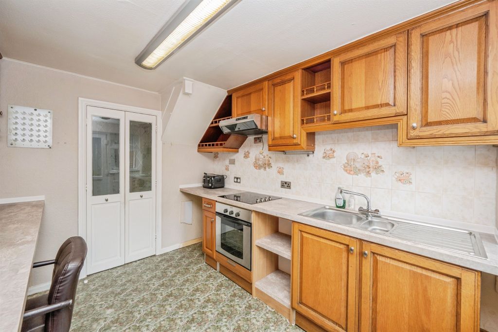 Additional image 7 of 3 bed semi-detached house for saleGilbert Road, Lichfield WS13