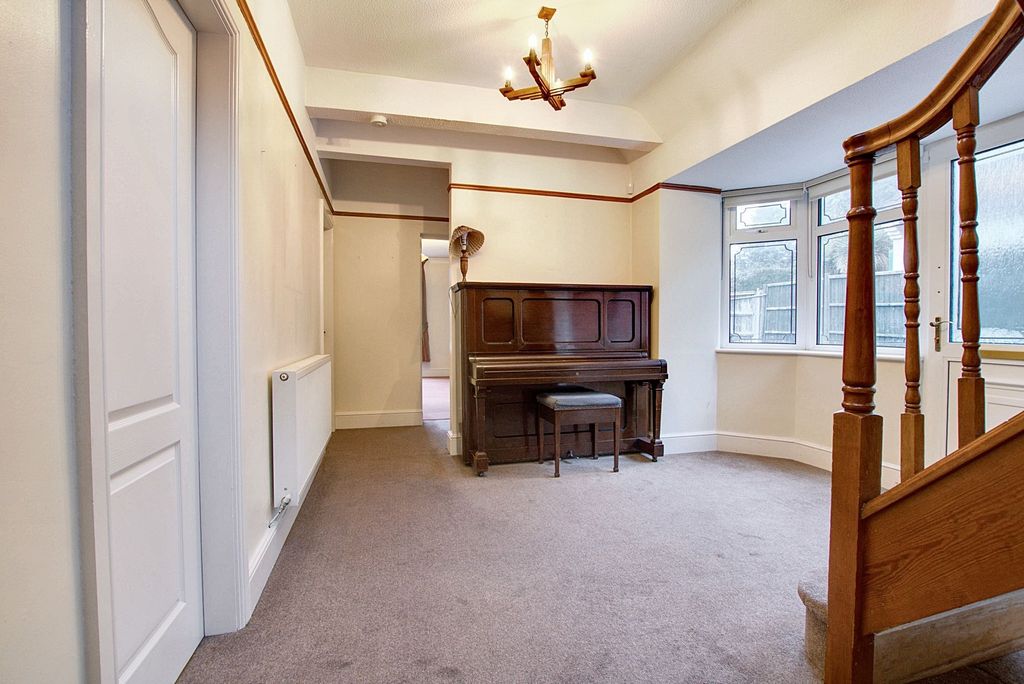 Additional image 7 of 4 bed detached bungalow for saleElms Road, Leicester LE2