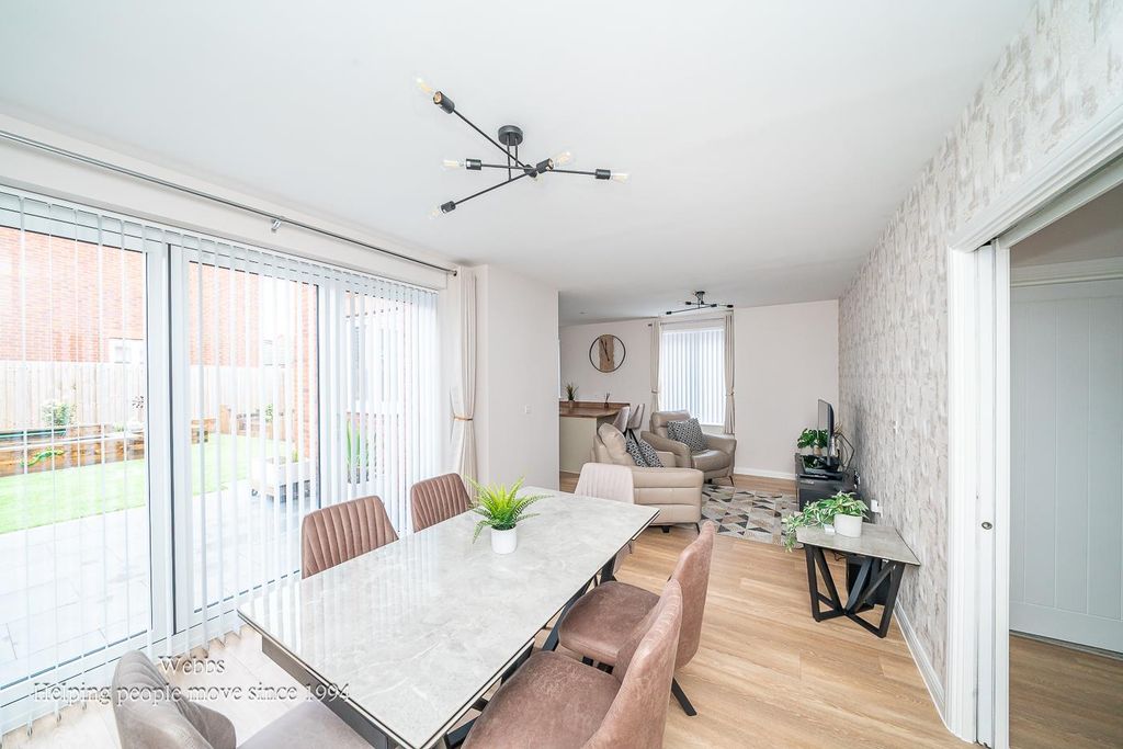 Additional image 7 of 4 bed detached house for saleElder Avenue, Essington, Wolverhampton WV11