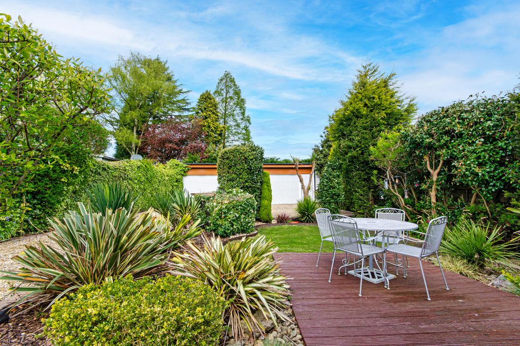 Additional image 13 of 4 bed detached bungalow for saleEdge Hill Road, Four Oaks, Sutton Coldfield B74
