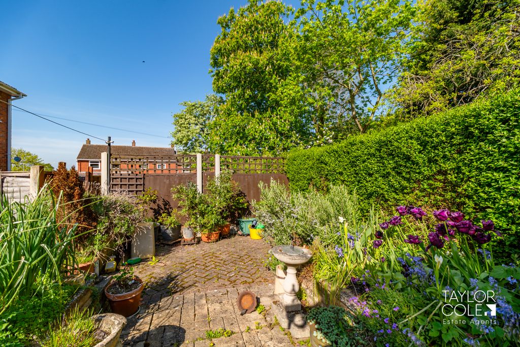 Additional image 11 of 2 bed maisonette for saleSt. Ives Close, Tamworth B79