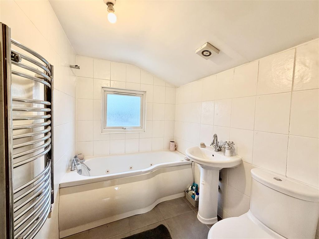 Additional image 21 of 3 bed semi-detached house for saleRing Fence, Shepshed, Loughborough LE12