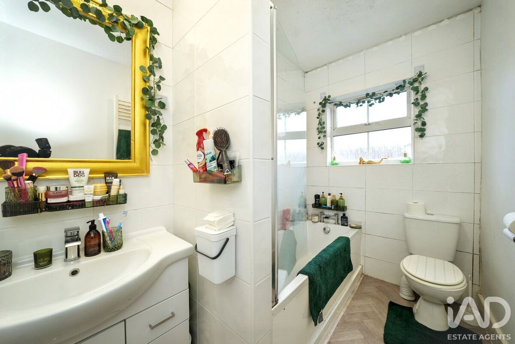 Additional image 6 of 1 bed flat for saleWestern Road, Stourbridge DY8