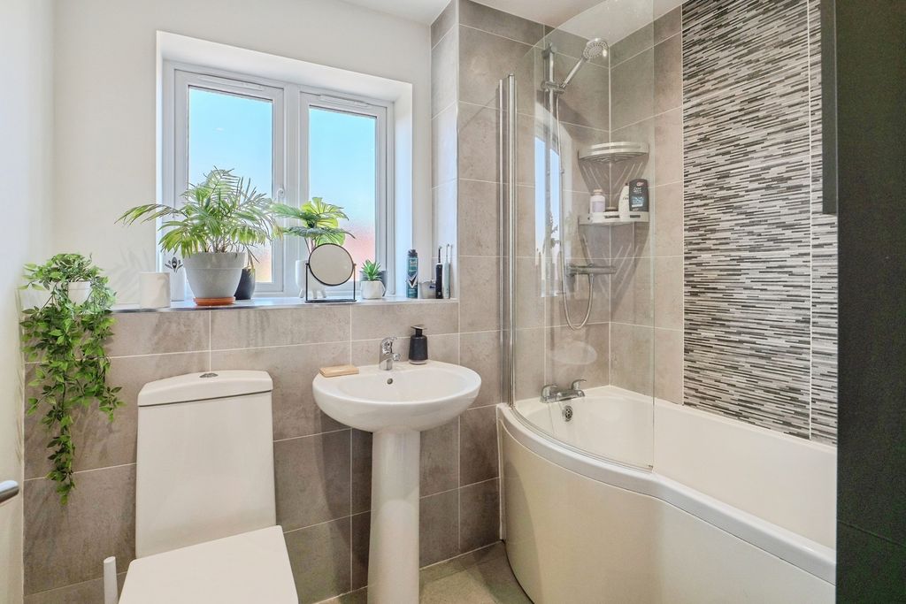 Additional image 12 of 3 bed semi-detached house for saleWindlass Close, Loughborough, Leicestershire LE11