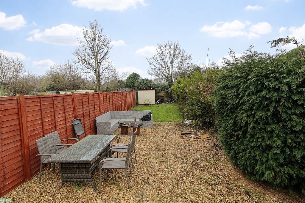 Additional image 10 of 3 bed semi-detached house for saleHenley Crescent, Braunstone Town, Leicester LE3