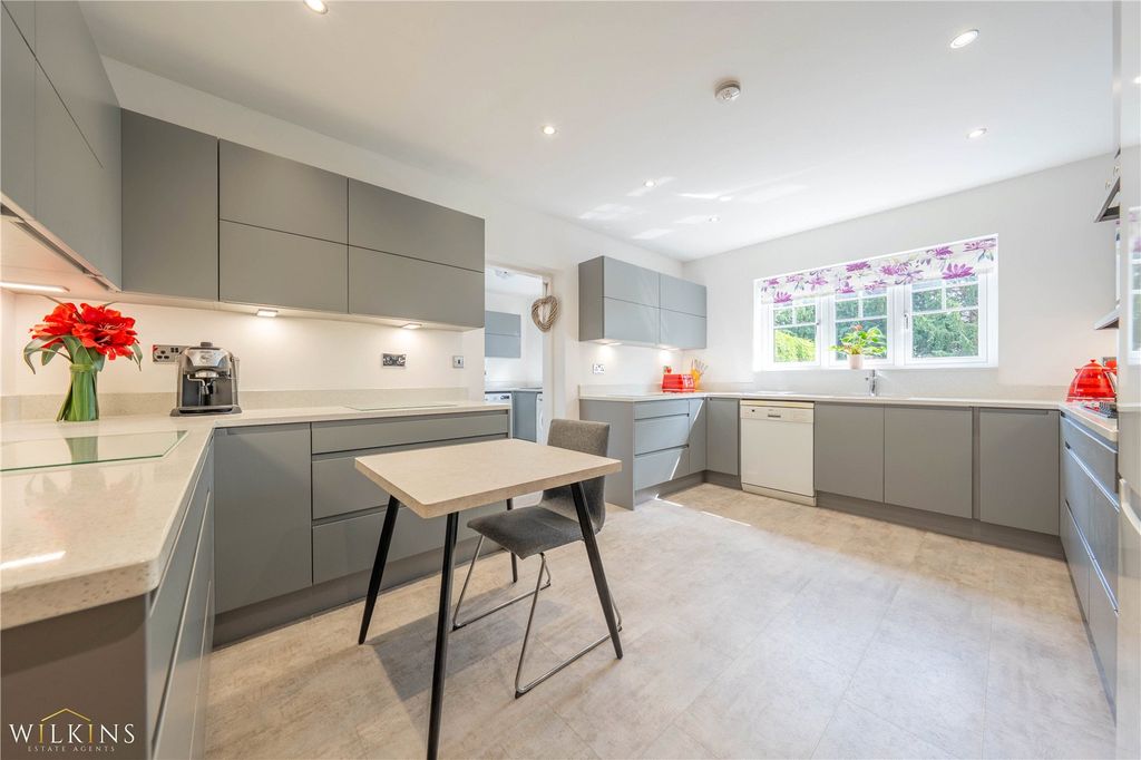 Additional image 8 of 5 bed detached house for saleGlascote Lane, Wilnecote, Tamworth, Staffordshire B77