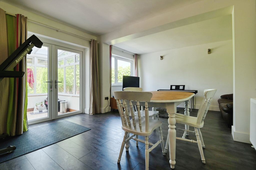 Additional image 6 of 3 bed detached house for saleWigford Road, Dosthill, Tamworth, Staffordshire B77