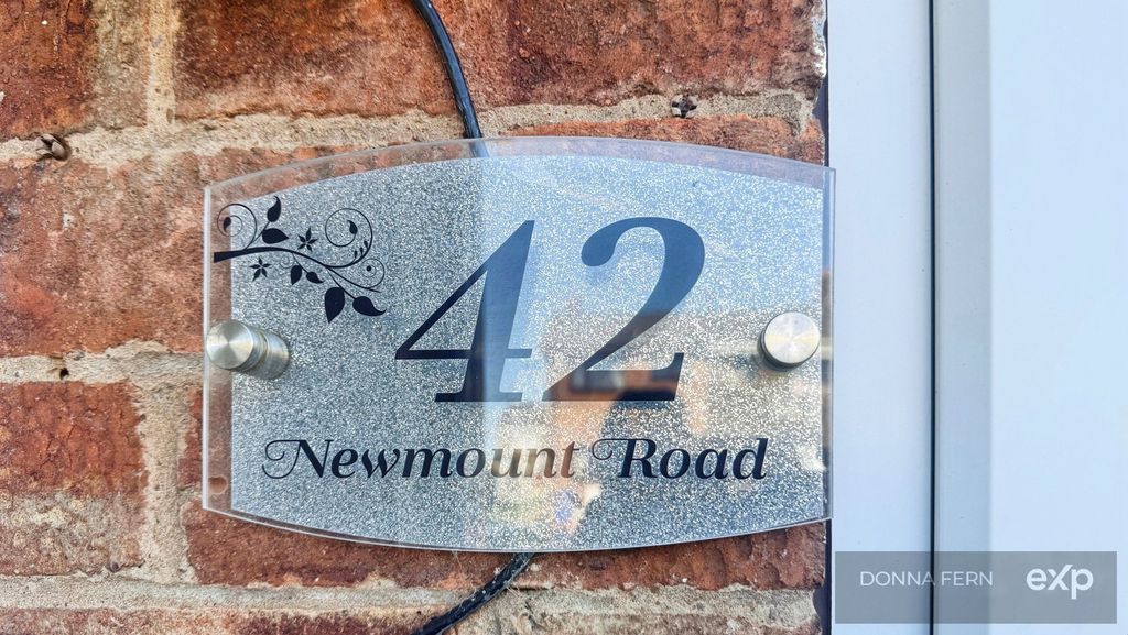 Additional image 2 of 3 bed town house for saleNewmount Road, Fenpark, Stoke-On-Trent ST4