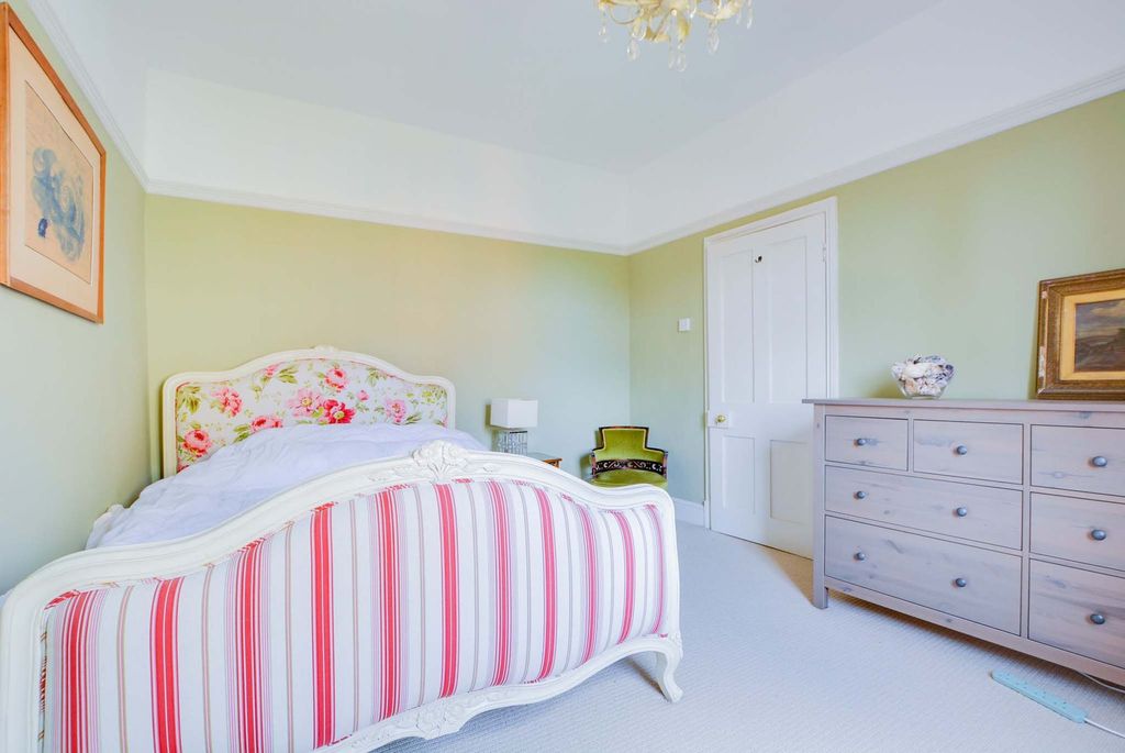 Additional image 29 of 6 bed semi-detached house for saleAlexandra Road, Stoneygate, Leicester LE2